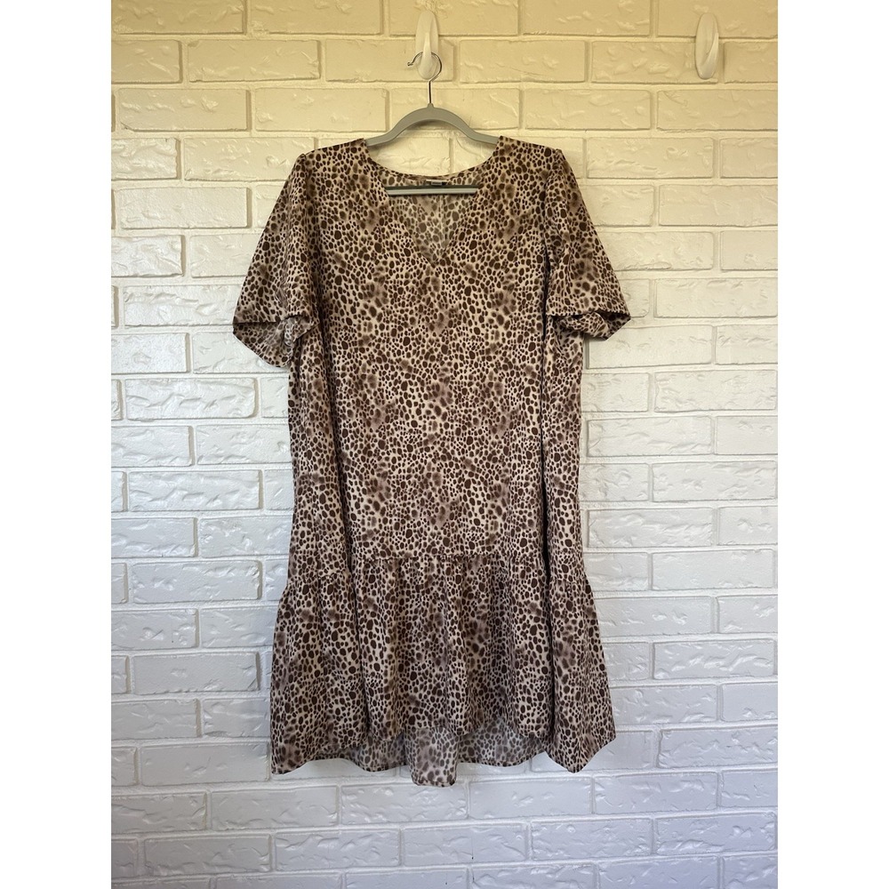 A New Day Dress Short Sleeve V Neck Tiered Brown and White Animal Print Sz XXL